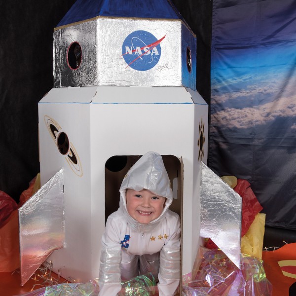 Kid-Eco Cardboard Rocket